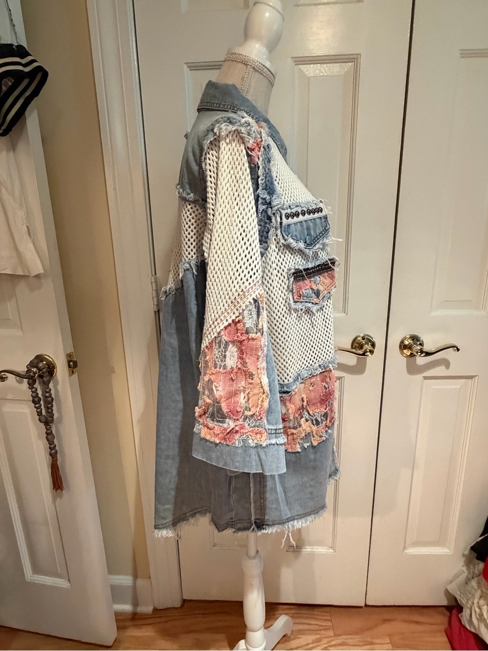 POL Light Blue Denim Jacket with White Mesh & Pink Patch Accents. Size L. NWT - Picture 3 of 6